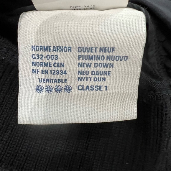 Moncler Sweater Puffer Zip Up Jacket Size Medium - Picture 8 of 8